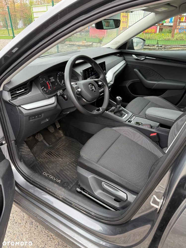 Skoda Octavia 1.5 TSI ACT Ambition - 6