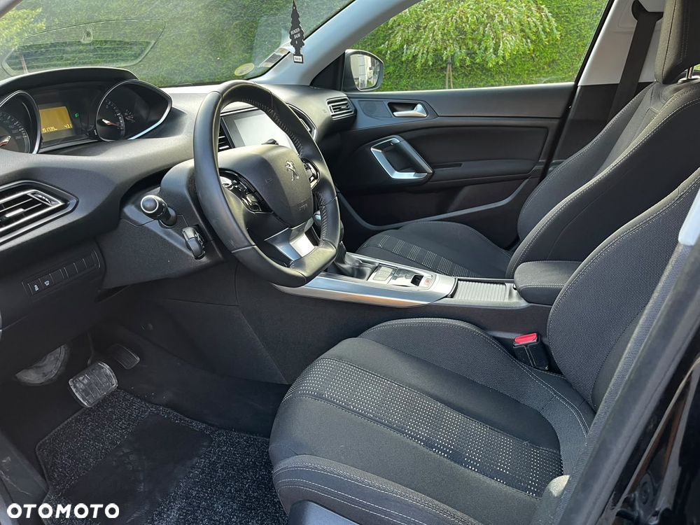 Peugeot 308 - 10