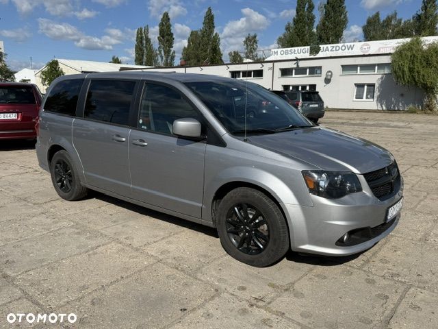 Dodge Grand Caravan - 5