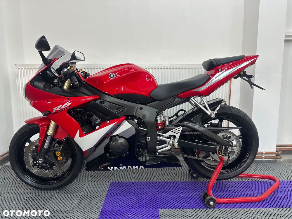 Yamaha R6