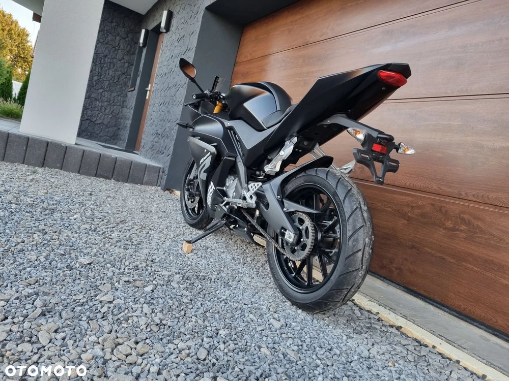 Yamaha R125 - 8