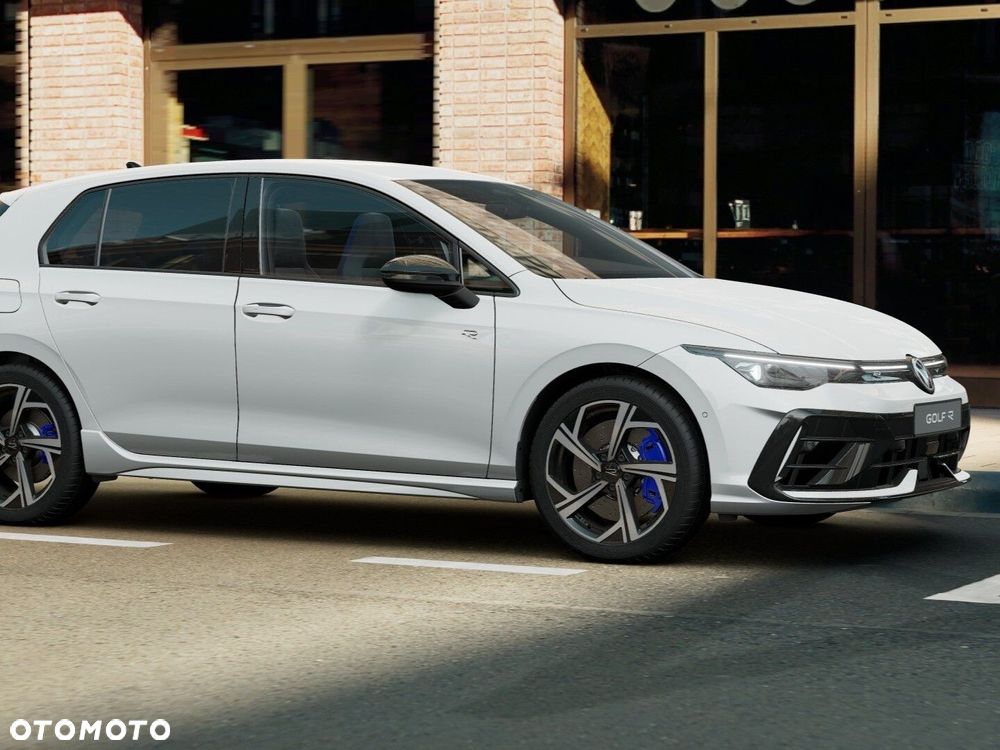 Volkswagen Golf - 11