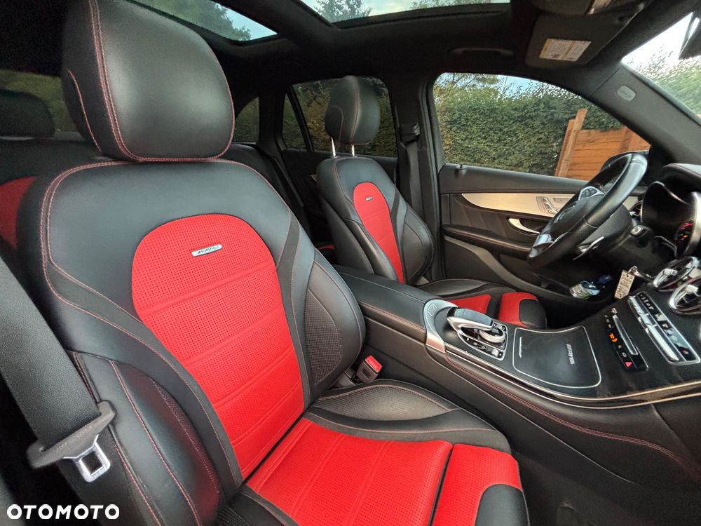 Mercedes-Benz GLC AMG 63 4Matic+ AMG Speedshift MCT - 16