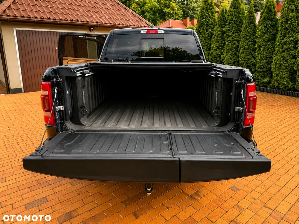 Dodge RAM 5.7 4x4 - 8