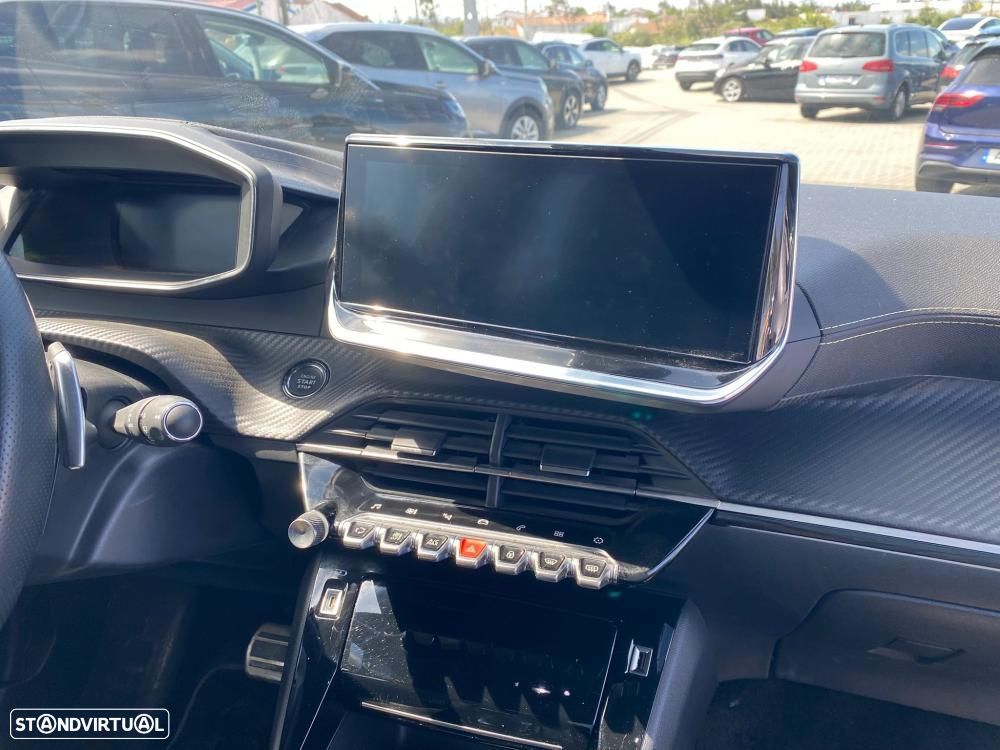 Peugeot 2008 1.5 BlueHDi GT EAT8 - 7