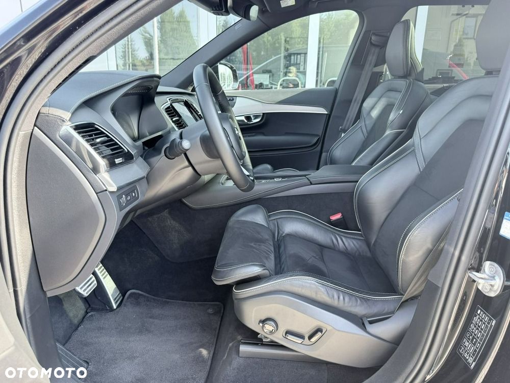 Volvo XC 90 T8 AWD Plug-In Hybrid Plus Black Edition 7os - 11