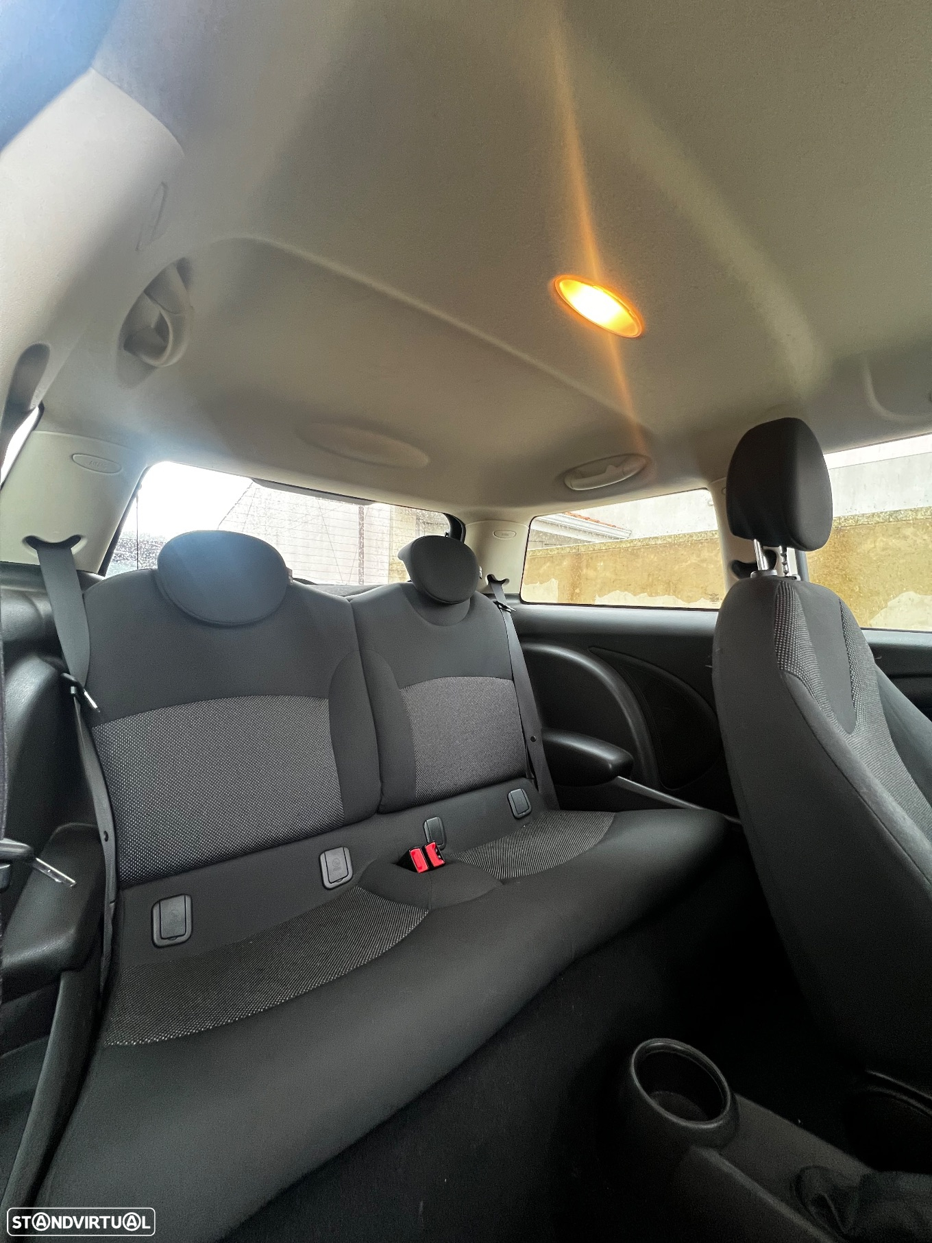 MINI 3 Portas One 1.6 - 13