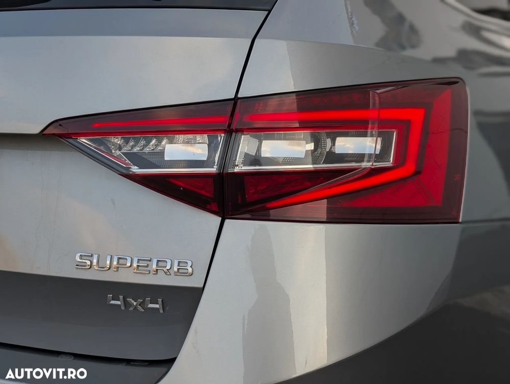 Skoda Superb 2.0 TDI DSG 4X4 Style - 14