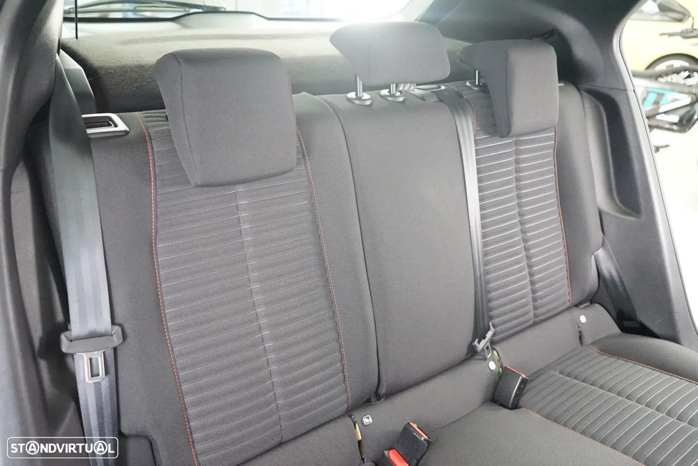 Peugeot 2008 1.2 PureTech Active - 41