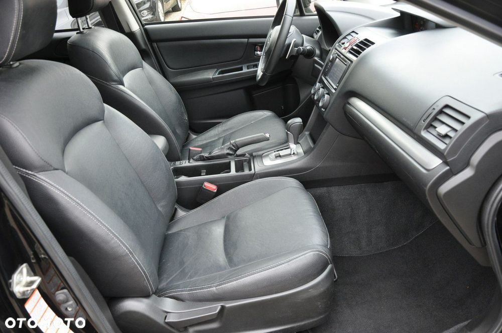 Subaru XV 2.0 i Exclusive Lineartronic - 12