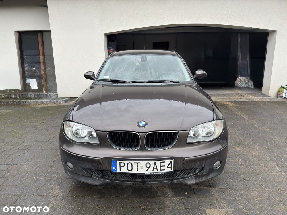 BMW 1 Series 2005 photo 2