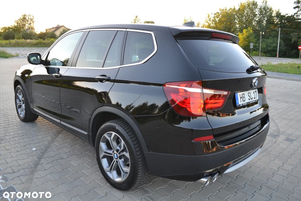 BMW X3 xDrive20d Blue Performance - 22