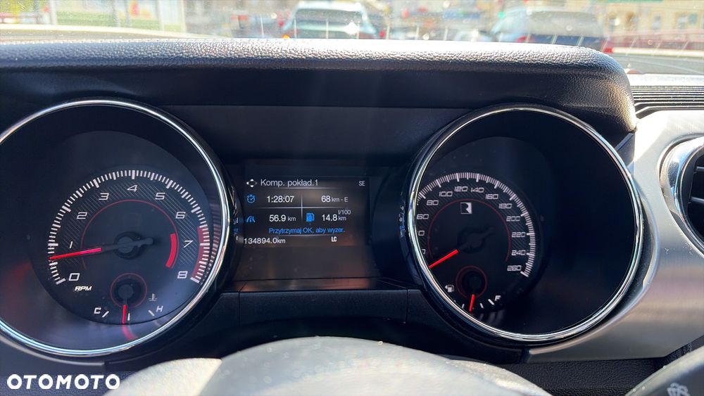 Ford Mustang 5.0 V8 GT - 7