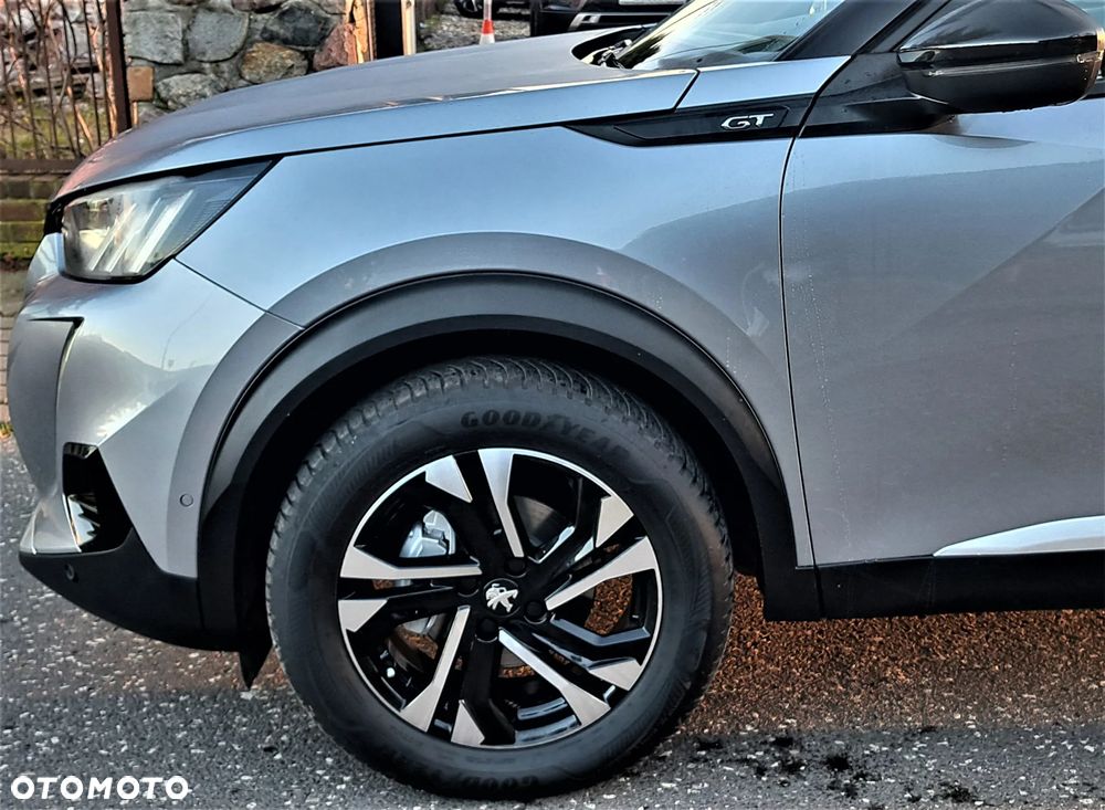 Peugeot 2008 1.2 PureTech Allure S&S - 16