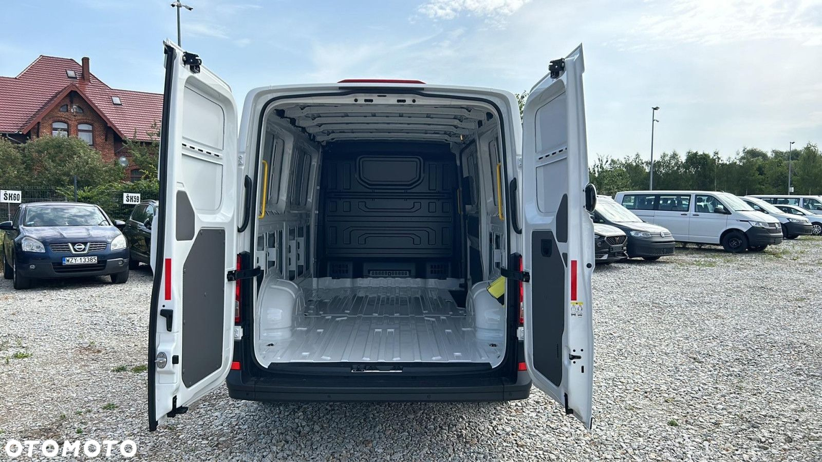 Volkswagen Crafter 30 Furgon PRO/PO LIFTINGU!! L3H2, 2.0TDI 140KM, Niski dach, r.o. 3640 - 10