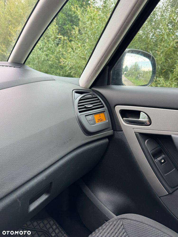 Citroën C4 Picasso - 26