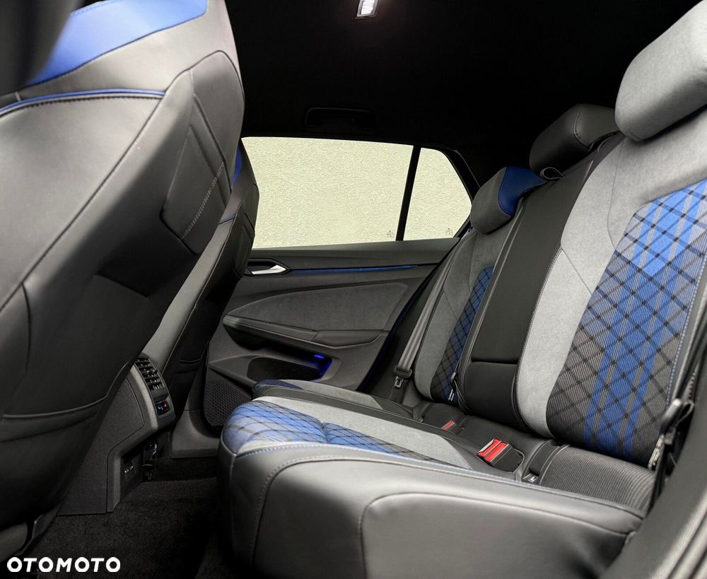Volkswagen Golf 2.0 TSI 4Motion R DSG - 12