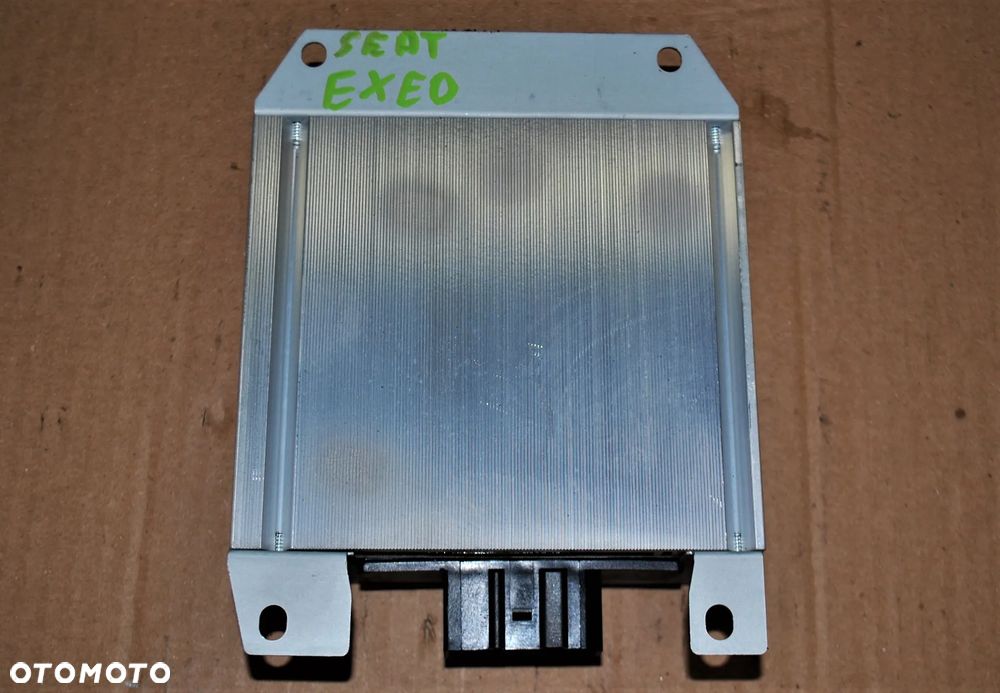 Wzmacniacz radia Seat Exeo - 2