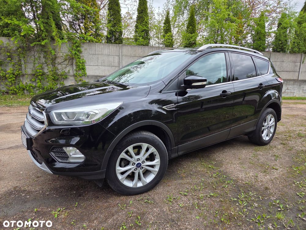 Ford Kuga 1.5 EcoBoost 2x4 Titanium - 25