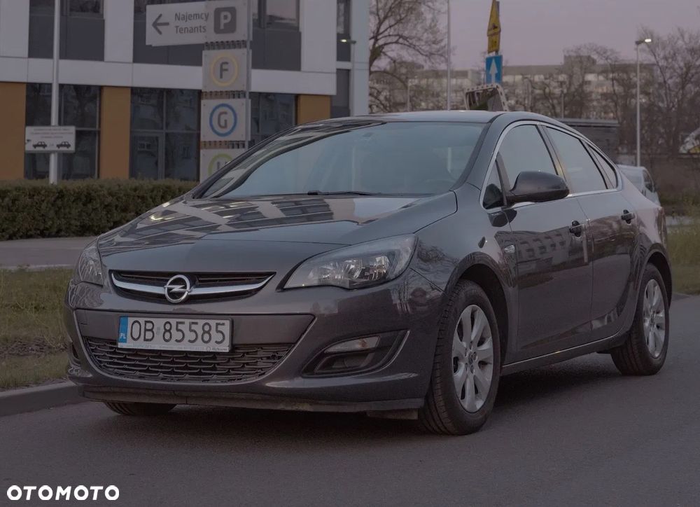 Opel Astra 1.4 T Active EU6 - 1