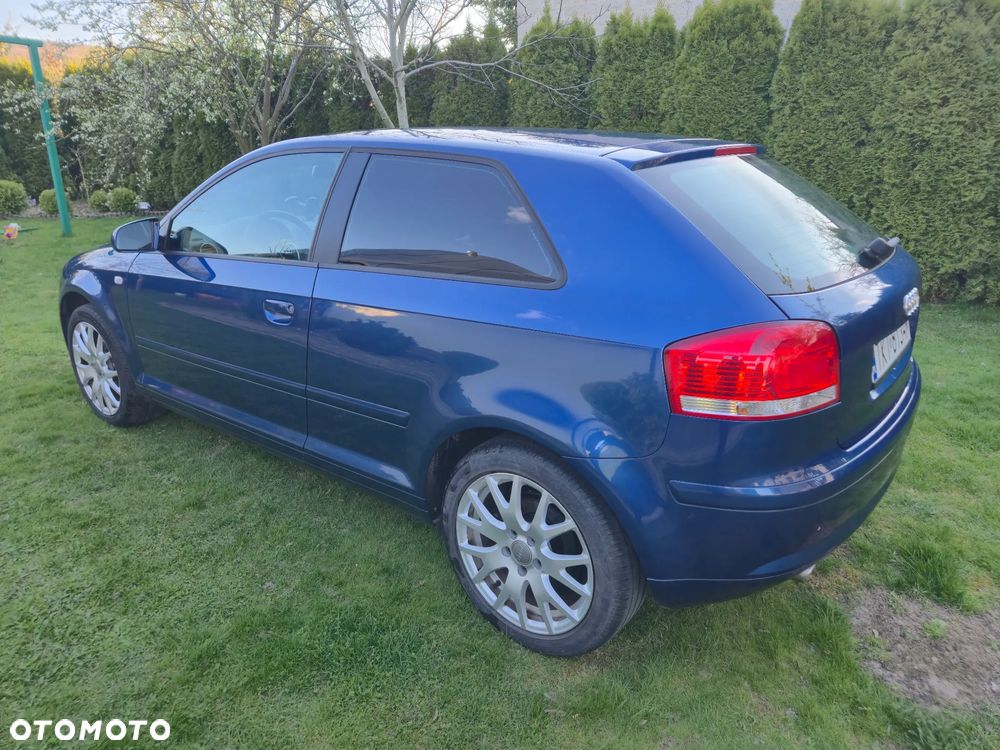 Audi A3 3-drzwiowe 1.6 Ambiente - 6