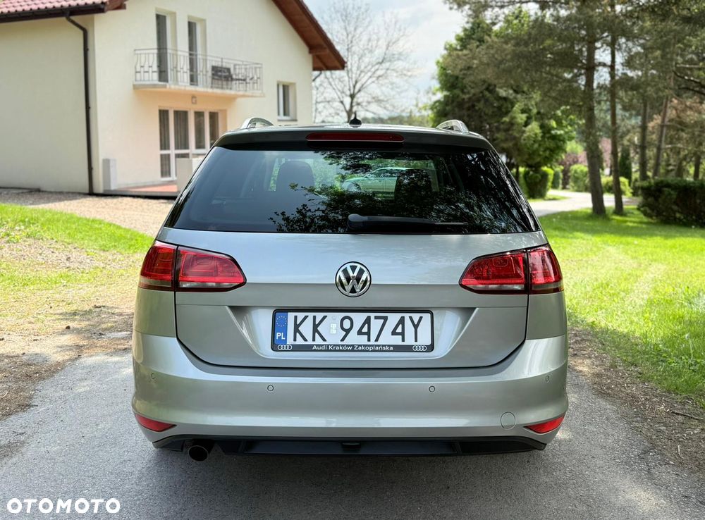 Volkswagen Golf 1.6 TDI BlueMotion Technology Lounge - 9
