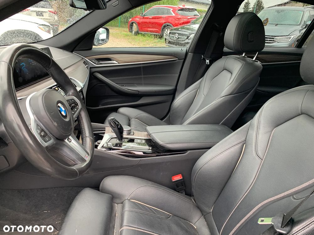 BMW Seria 5 530e iPerformance GPF M Sport sport - 14