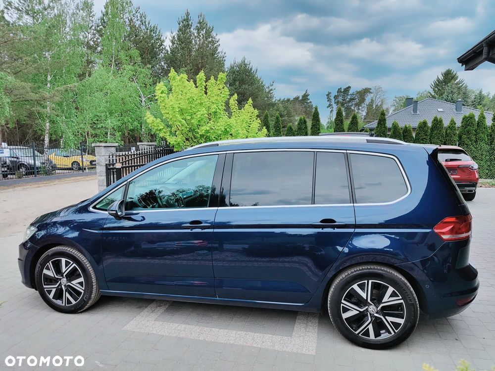 Volkswagen Touran 2.0 TDI SCR DSG Highline - 34