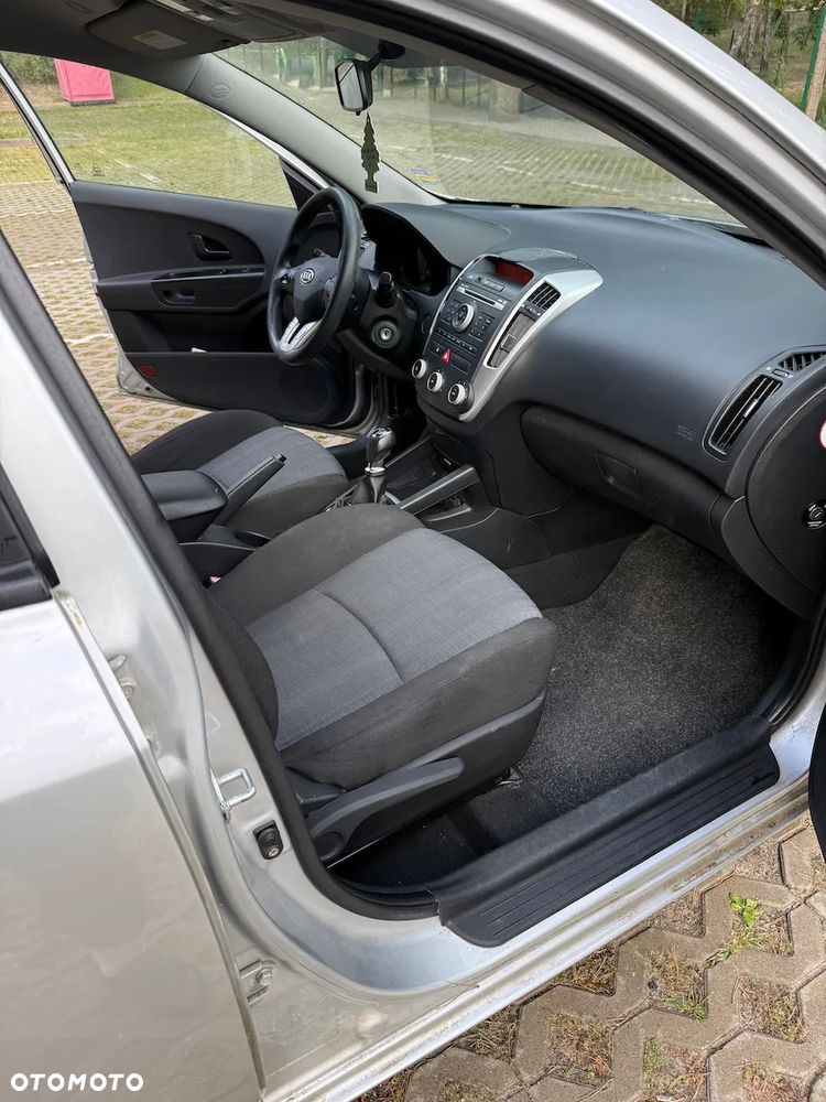 Kia Ceed 1.6 Crdi Comfort - 12