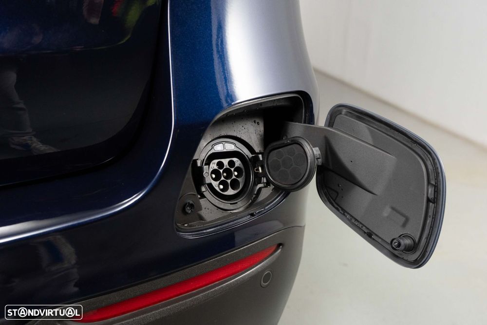 Mercedes-Benz GLC 300 e 4Matic - 16