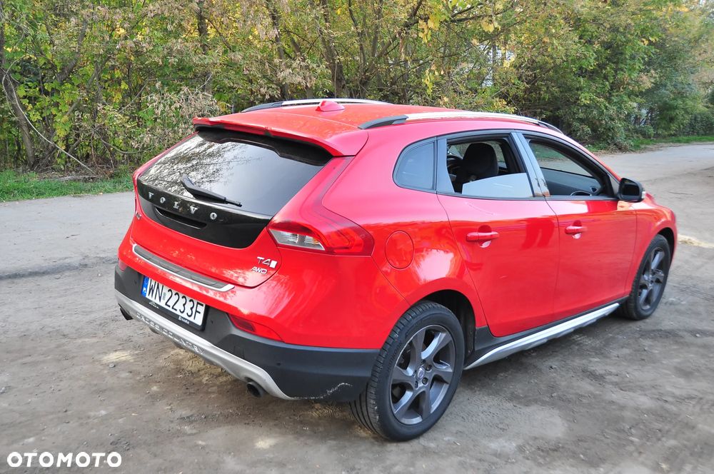 Volvo V40 Cross Country T4 AWD Momentum - 13