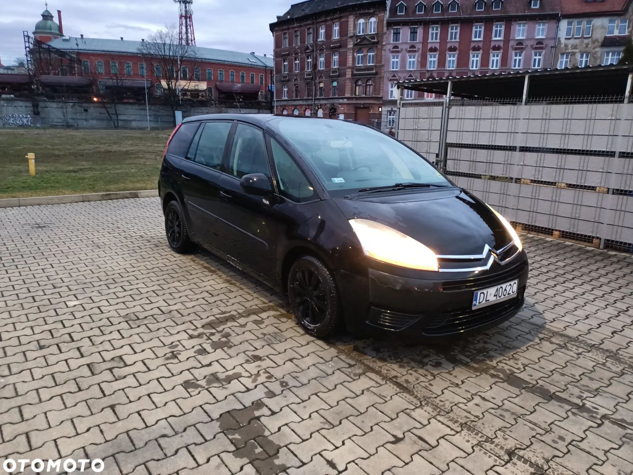 Citroën C4 Picasso 1.6 HDi FAP 7-Sitzer ESG6 Confort - 1