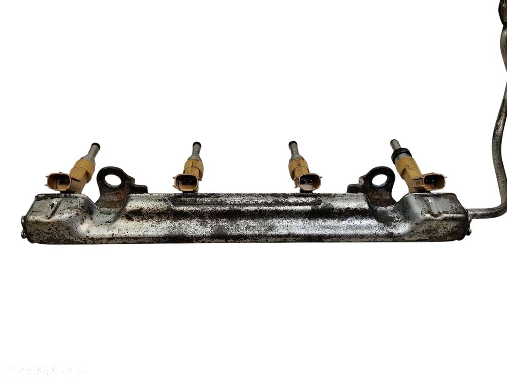 LISTWA WTRYSKOWA TOYOTA AVENSIS T27 (2009-2011) 2.0 VVT-I 152KM 23250-37010 - 4