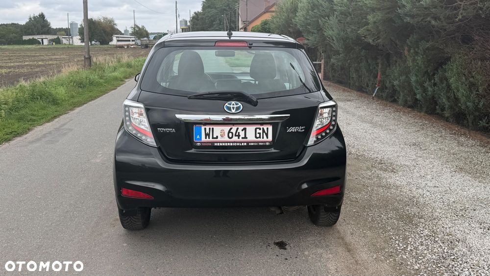 Toyota Yaris - 18