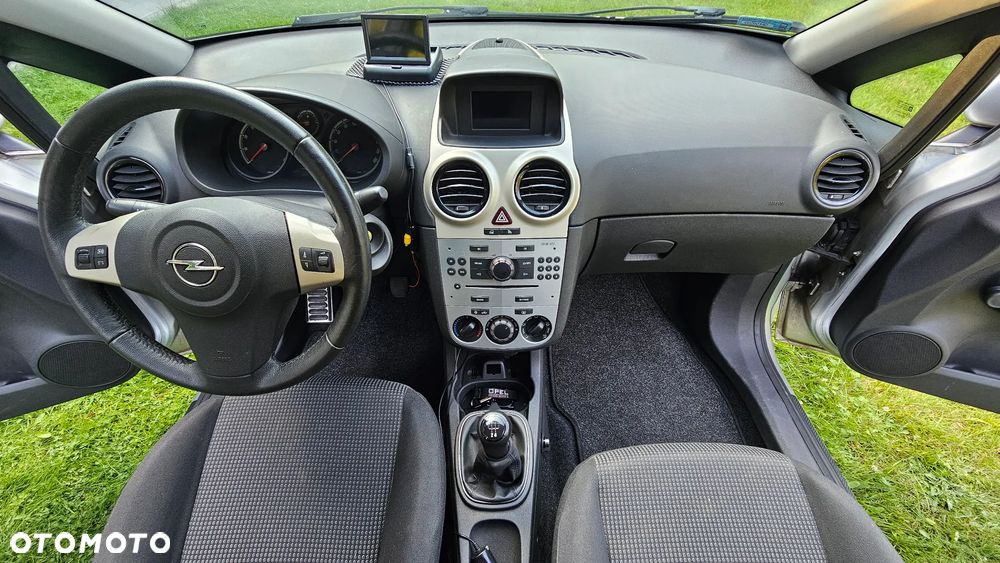 Opel Corsa - 9