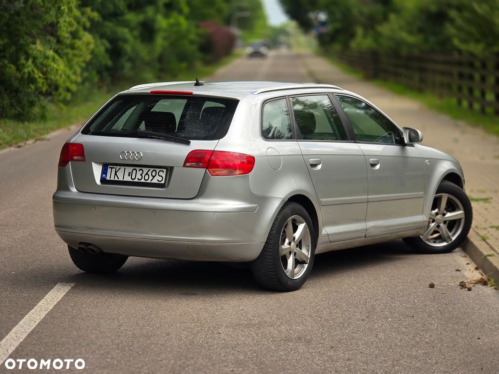 Audi A3 Sportback 1.9 TDI DPF S tronic S line Sportpaket (plus) - 5