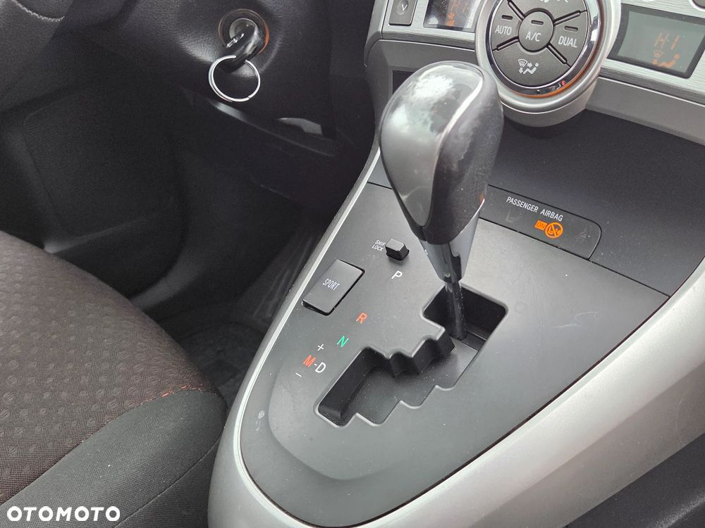 Toyota Verso 1.8 Multidrive Edition - 15