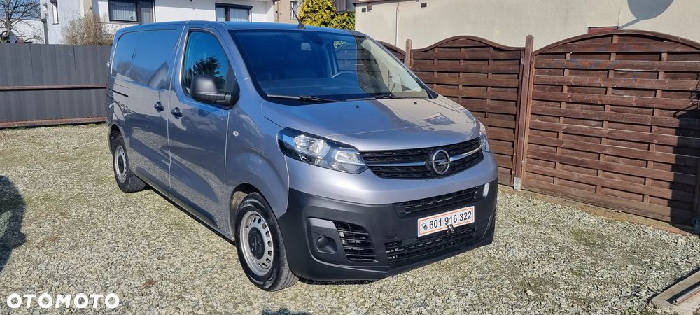 Opel Vivaro - 1