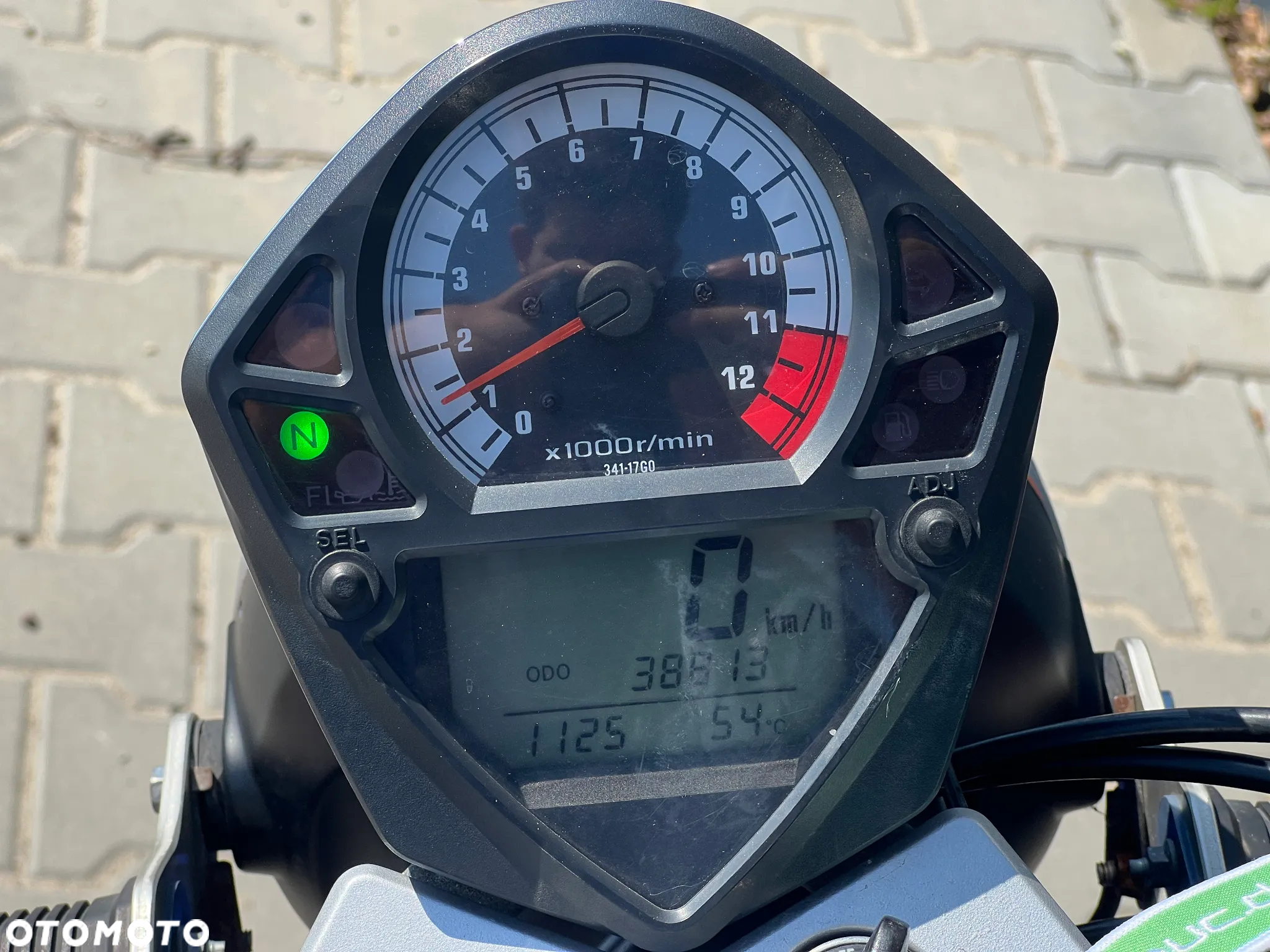 Suzuki SV - 13