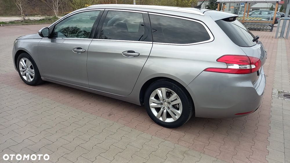 Peugeot 308 1.6 BlueHDi Allure S&S - 13
