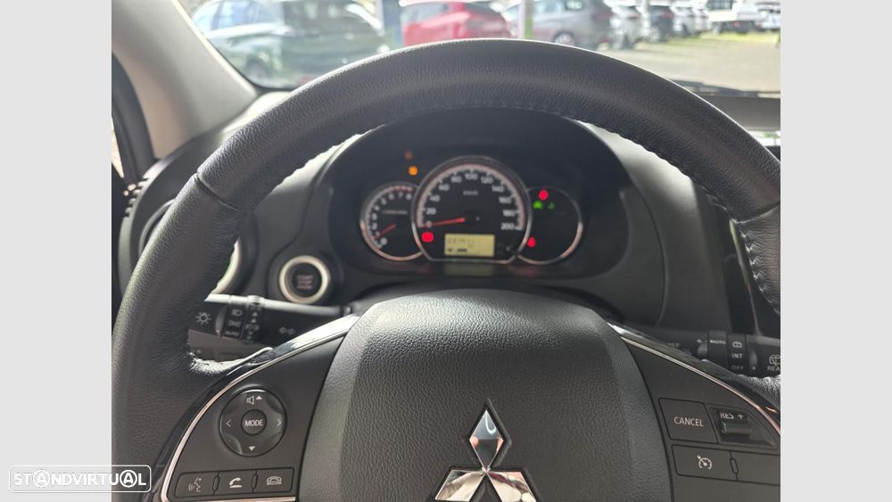 Mitsubishi Space Star 1.2 Connect Edition - 12