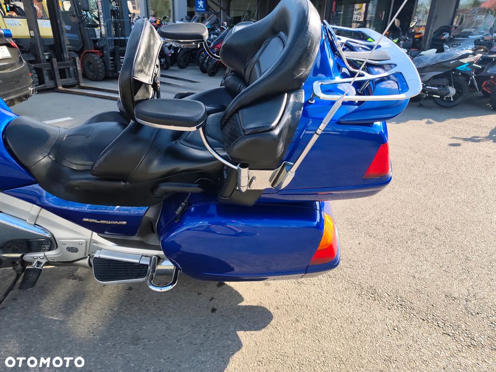 Honda GL - 12