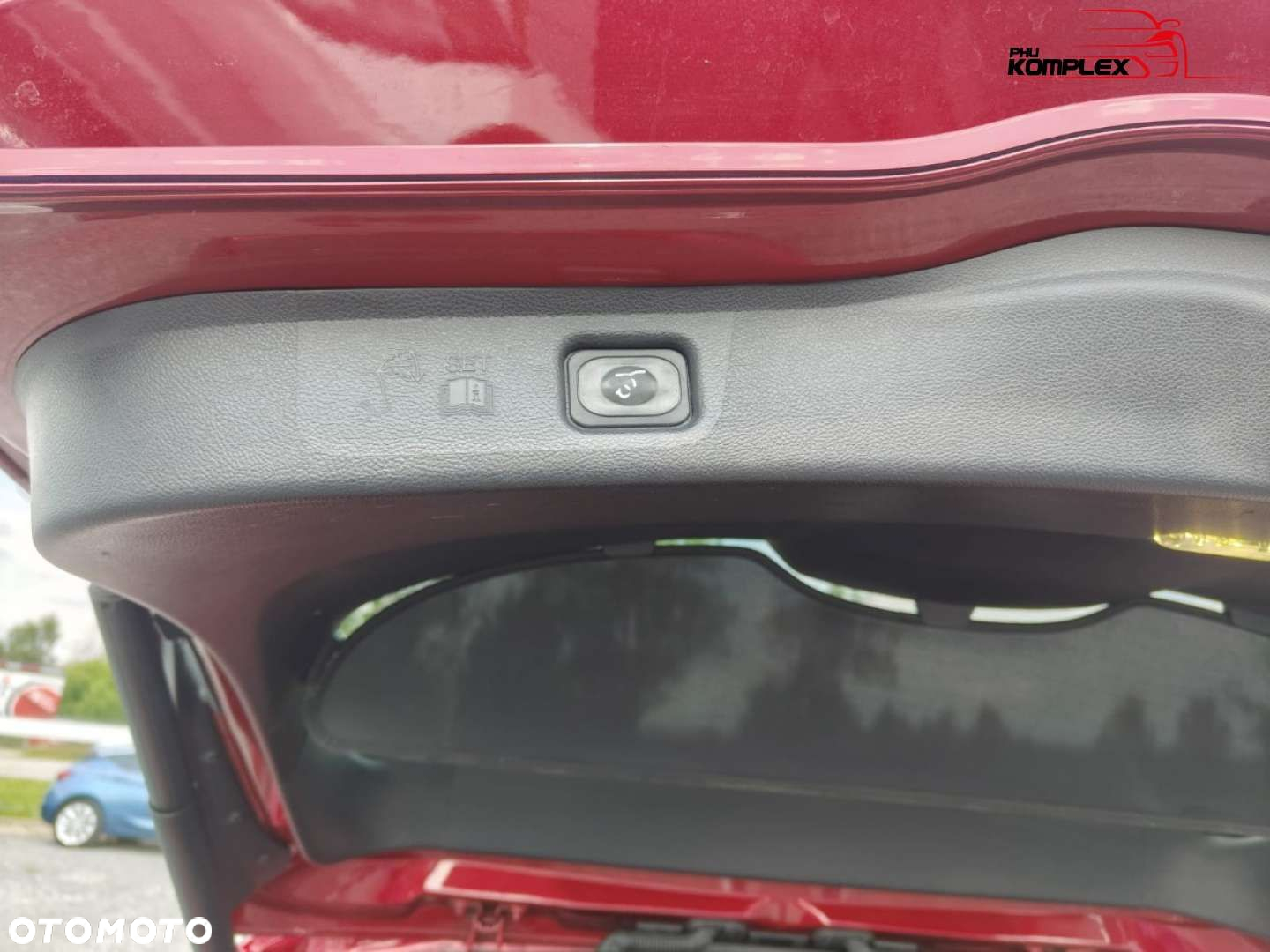 Ford S-Max - 11