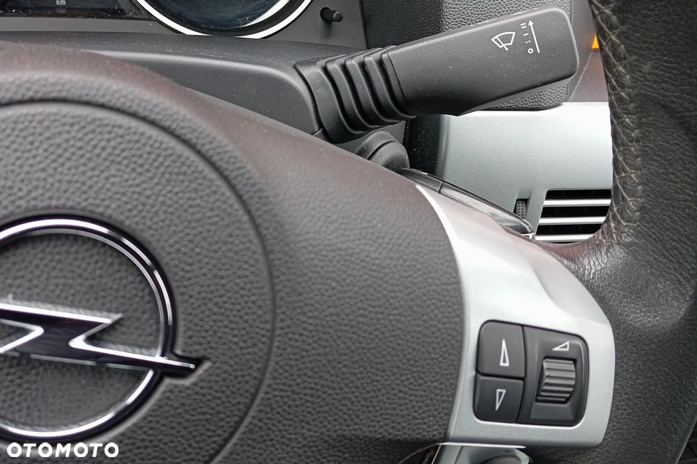 Opel Astra 1.6 - 25