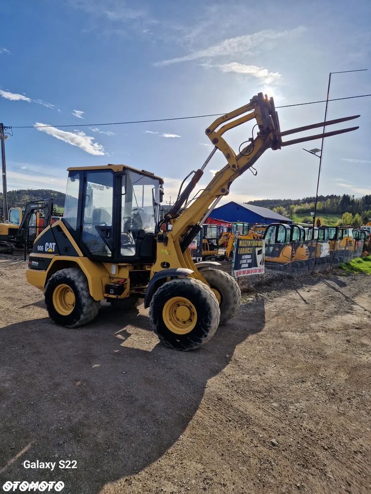 Caterpillar 906 - 11