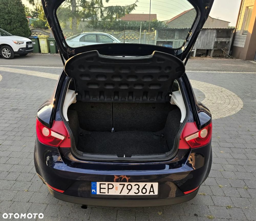 Seat Ibiza SC 1.6 16V Sport - 10