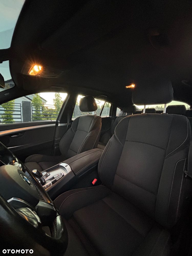 BMW 5GT 530d xDrive - 16