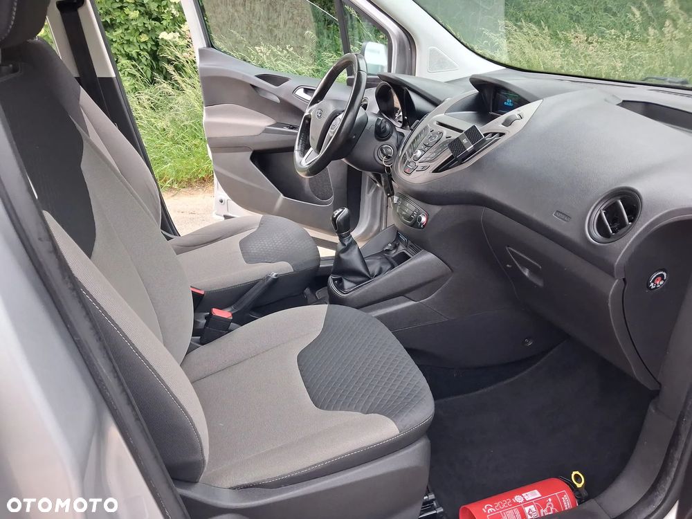 Ford Tourneo Courier 1.0 EcoBoost Ambiente - 16
