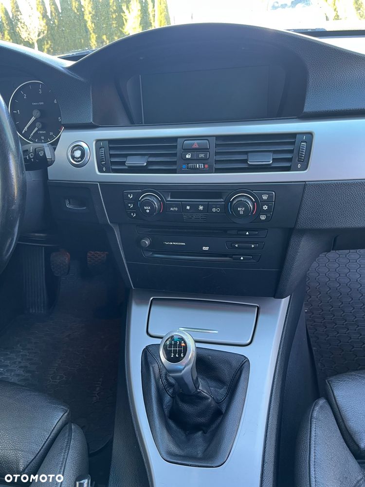 BMW Seria 3 - 15