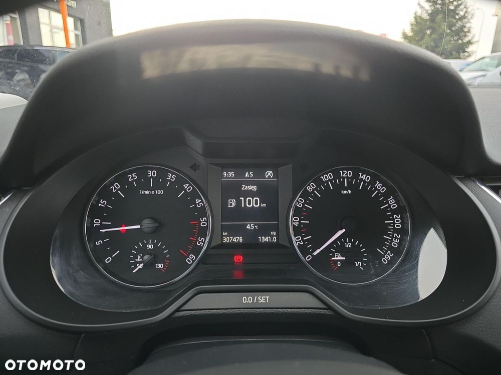 Skoda Octavia 1.6 TDI Ambition - 11